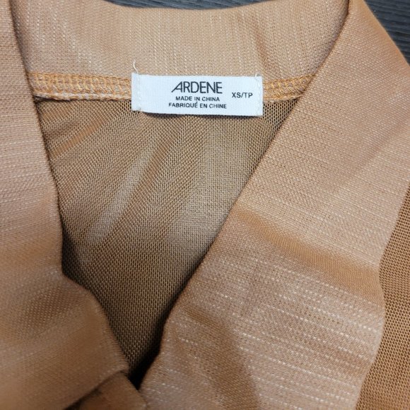 ardene tan mesh collared cap sleeve button up blouse - Picture 2 of 5